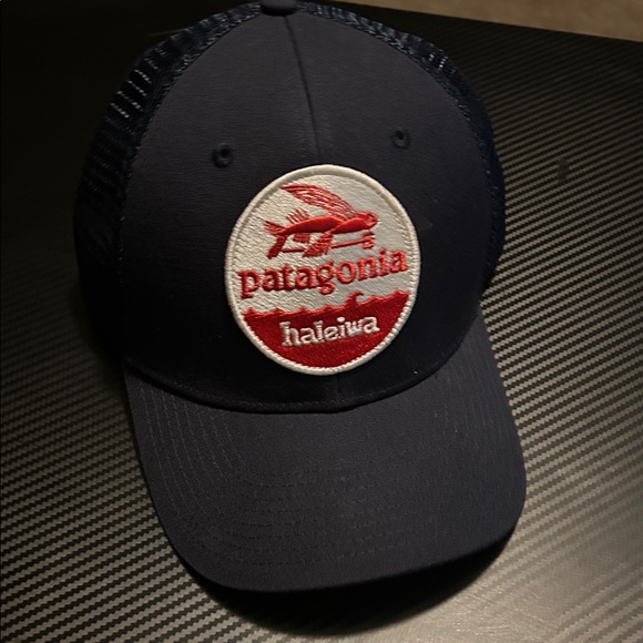 Patagonia black Trucker Hat - Picture 7 of 7